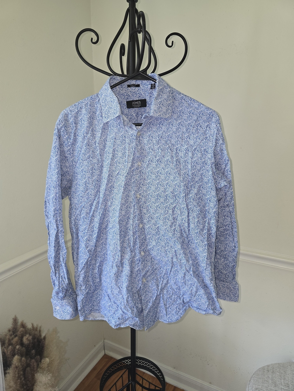 Jones New York Men's Blue Floral Button-Up Shirt